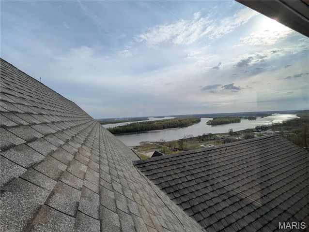 1 River Ridge Road, Grafton, IL 62037