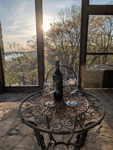 1 River Ridge Road, Grafton, IL 62037