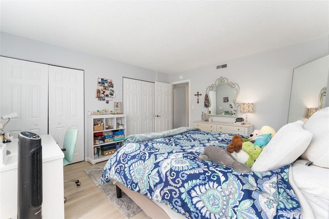 1810 NW 23RD BOULEVARD 163, Gainesville, FL 32605