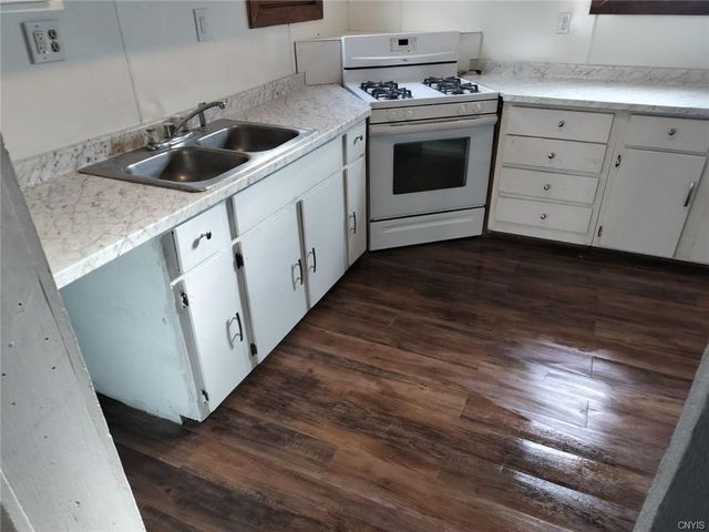 113 Water Street, Lyons, NY 14489