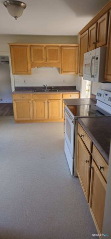 433 Main Street, New Hartford, CT 06057