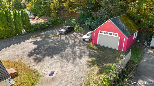 433 Main Street, New Hartford, CT 06057