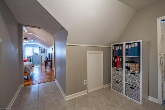 1223 Hawthorne Road, Winston-salem, NC 27103