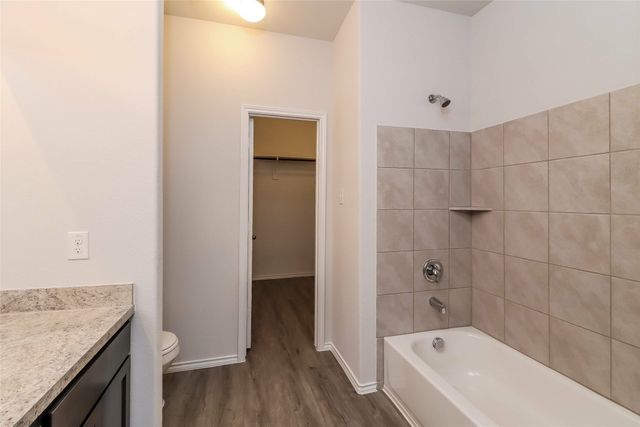8228 Runner Oak Lane, Fort Worth, TX 76123