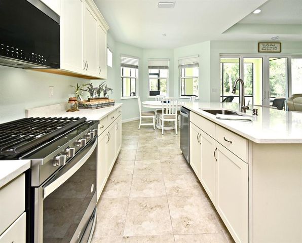 476 HANG LOOSE WAY, Daytona Beach, FL 32124