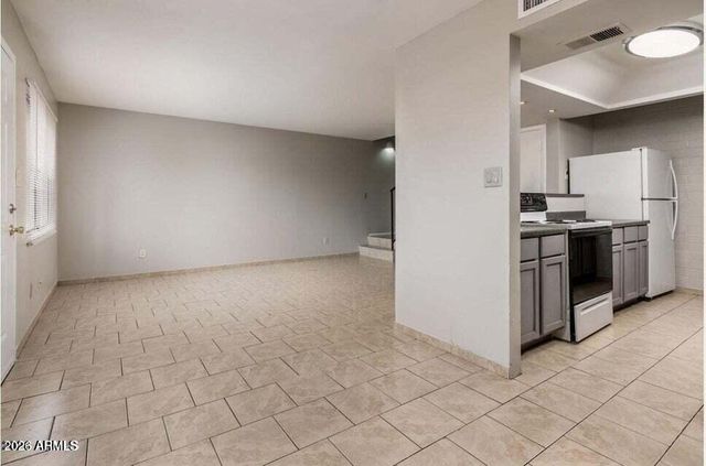 4522 E Pueblo Avenue, Phoenix, AZ 85040