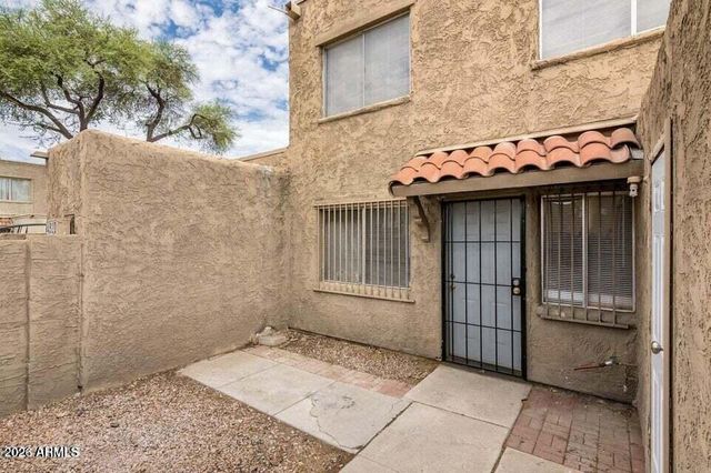 4522 E Pueblo Avenue, Phoenix, AZ 85040