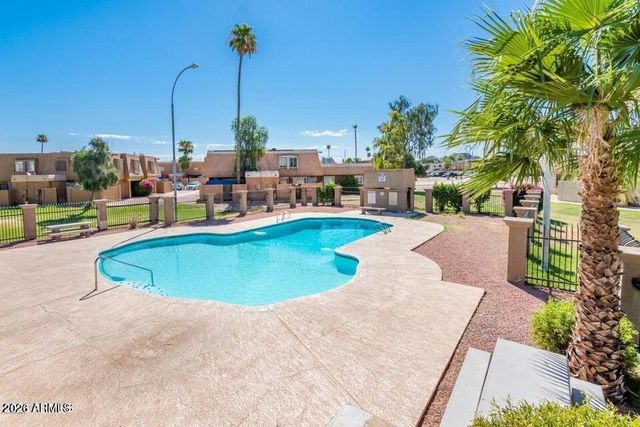 4522 E Pueblo Avenue, Phoenix, AZ 85040