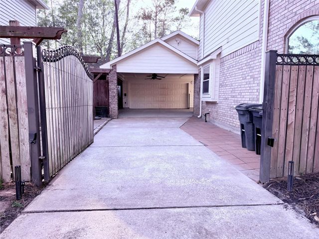 12907 Lake Mist Drive, Cypress, TX 77429