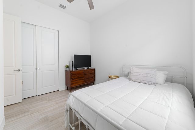 12305 Frontline Lane, Palm Beach Gardens, FL 33412