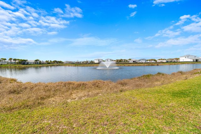 12305 Frontline Lane, Palm Beach Gardens, FL 33412