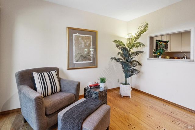 109 Pelican Ln, Novato, CA 94949