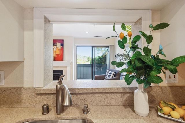 109 Pelican Ln, Novato, CA 94949