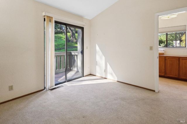 109 Pelican Ln, Novato, CA 94949