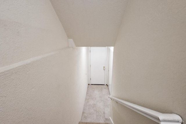 109 Pelican Ln, Novato, CA 94949