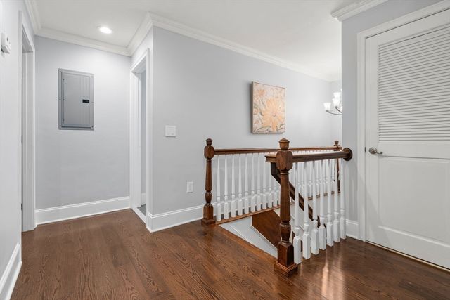 6 Henchman St 4-6, Boston, MA 02113