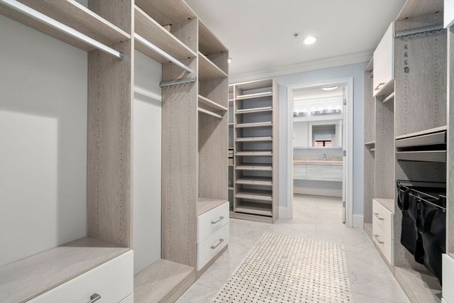 6 Henchman St 4-6, Boston, MA 02113