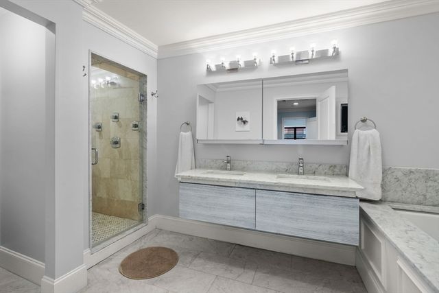 6 Henchman St 4-6, Boston, MA 02113