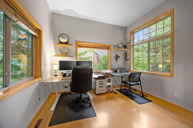 3859 Games Drive, Saint Bonifacius, MN 55375