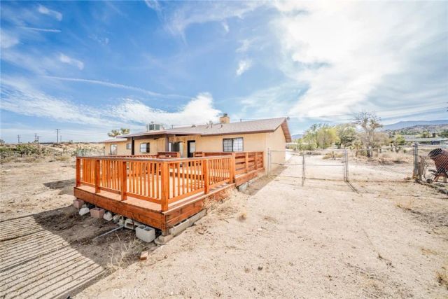 3818 Sunnyslope Road, Phelan, CA 92371