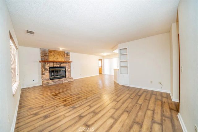 3818 Sunnyslope Road, Phelan, CA 92371