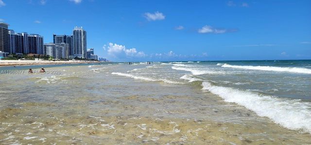 5601 Collins Ave 1110, Miami Beach, FL 33140