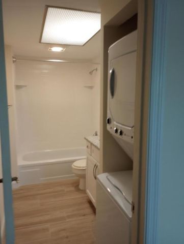 950 S Kanner Highway A21, Stuart, FL 34994