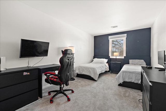 118 Beechcraft Drive, New Lenox, IL 60451