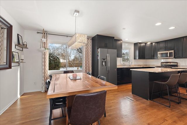 118 Beechcraft Drive, New Lenox, IL 60451