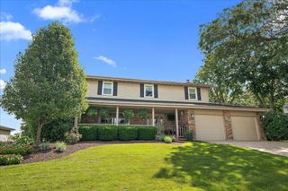 118 Beechcraft Drive, New Lenox, IL 60451