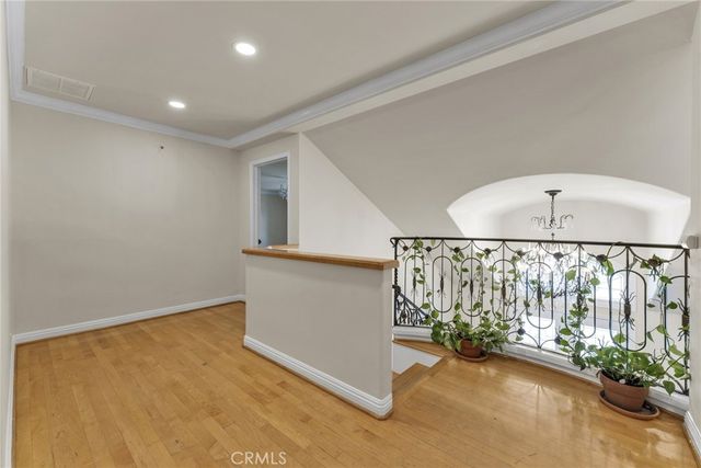 2412 Jupiter, Los Angeles, CA 90046