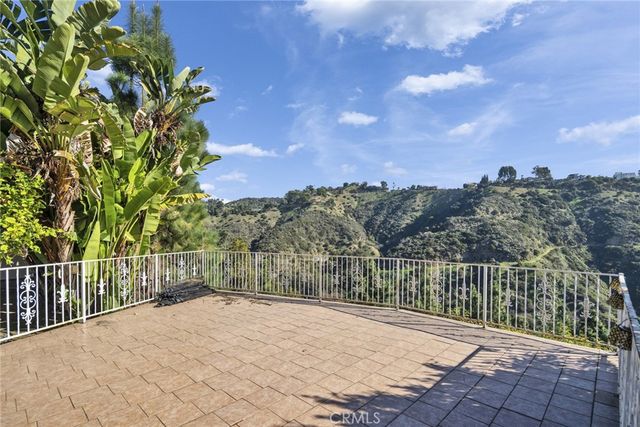 2412 Jupiter, Los Angeles, CA 90046