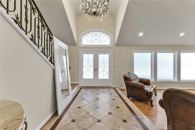 2412 Jupiter, Los Angeles, CA 90046