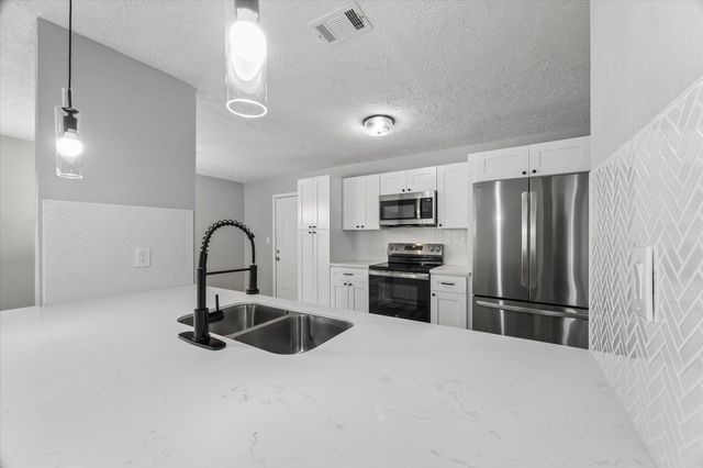 15223 Mcconn Street, Houston, TX 77598