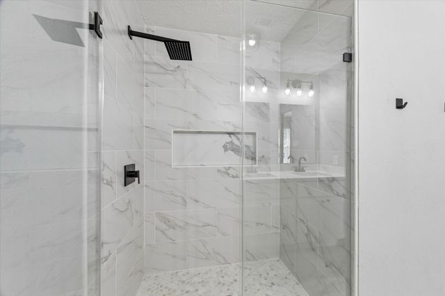 15223 Mcconn Street, Houston, TX 77598