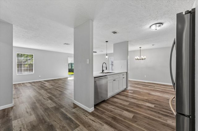 15223 Mcconn Street, Houston, TX 77598