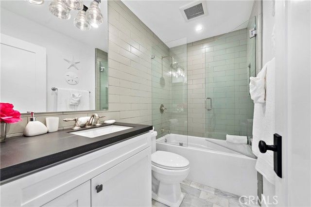 156 Pearl Street, Laguna Beach, CA 92651