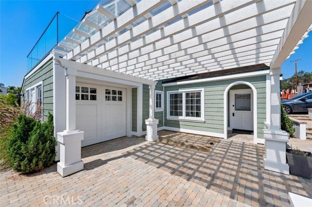 156 Pearl Street, Laguna Beach, CA 92651