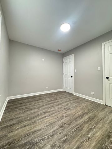 201 E 140th Place, Dolton, IL 60419