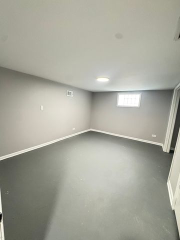 201 E 140th Place, Dolton, IL 60419