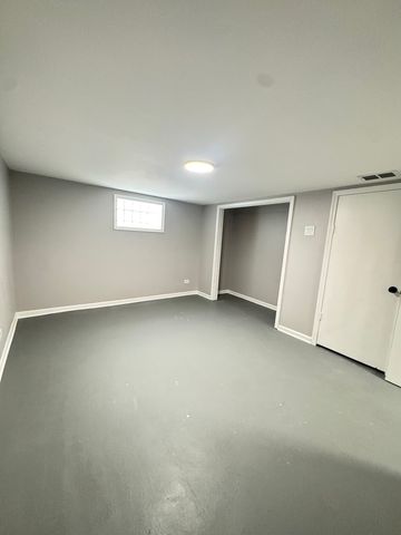 201 E 140th Place, Dolton, IL 60419