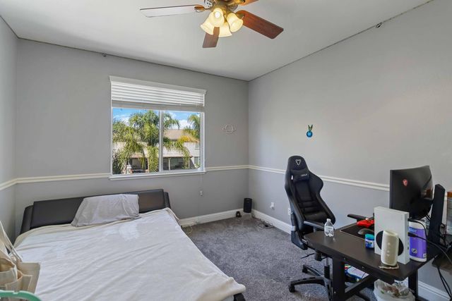 556 Sherborne Ct, Galt, CA 95632