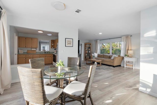 514 HARBOR DRIVE S, Venice, FL 34285