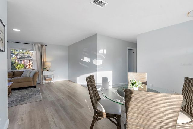 514 HARBOR DRIVE S, Venice, FL 34285