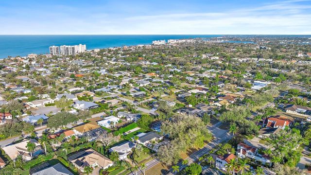 514 HARBOR DRIVE S, Venice, FL 34285
