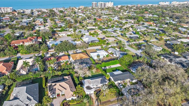 514 HARBOR DRIVE S, Venice, FL 34285