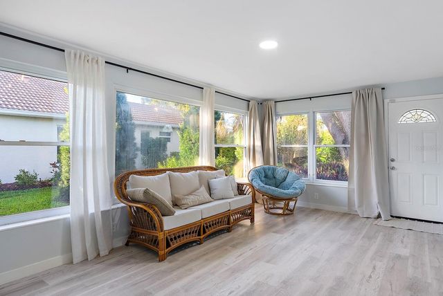 514 HARBOR DRIVE S, Venice, FL 34285