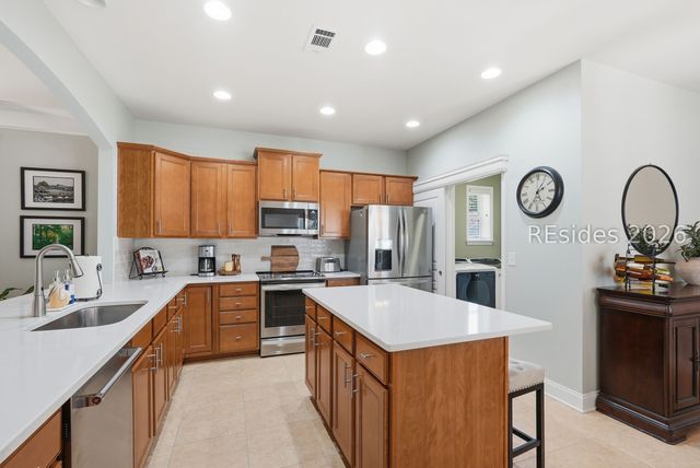21 Groveview Ave, Bluffton, SC 29910