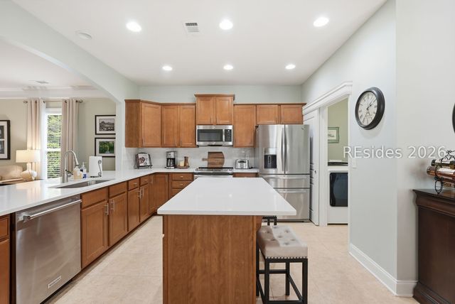 21 Groveview Ave, Bluffton, SC 29910
