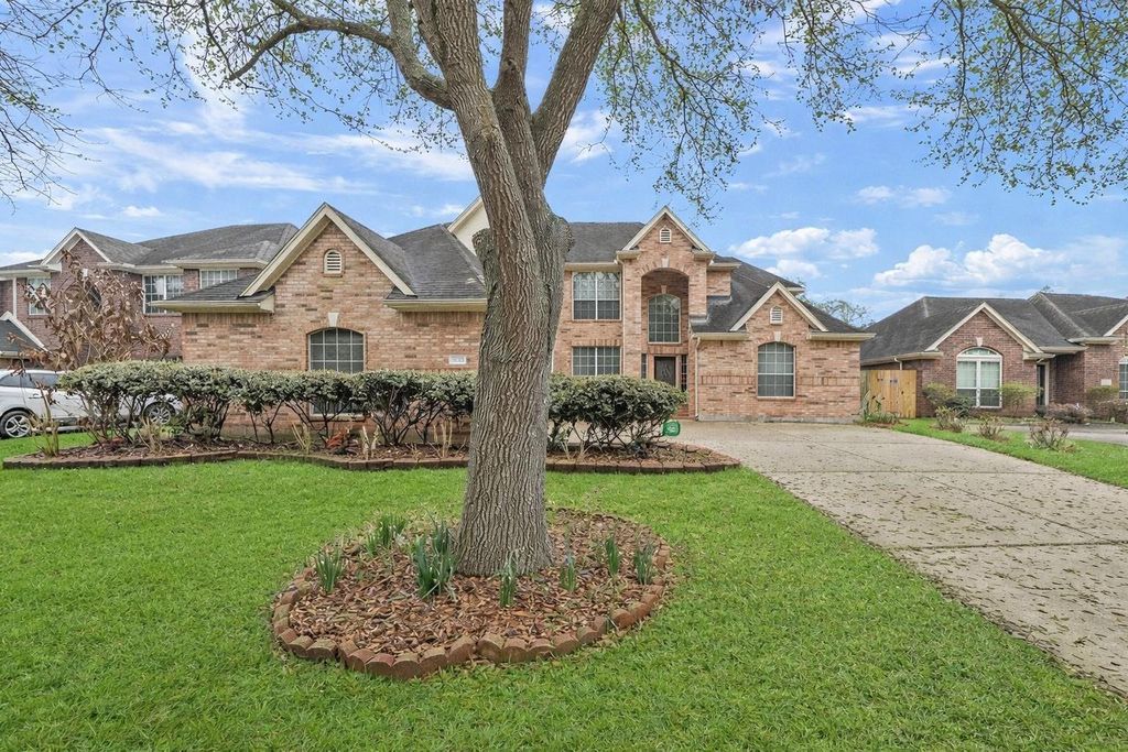 3434 Summer Bay Drive, Sugar Land, TX 77478